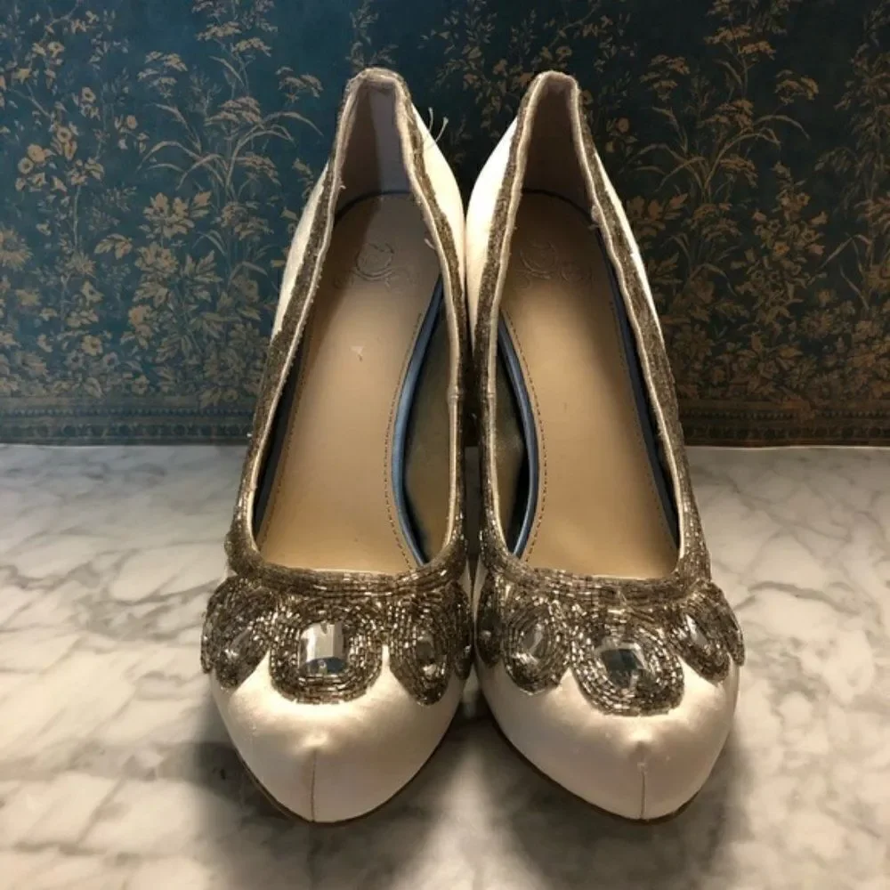 DSW x Disney Beaded Satin Cinderella Pumps Size 8.5